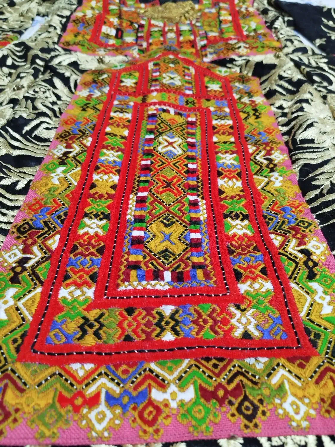 فروش لباس بلوچی .|لباس|کلاله, |دیوار