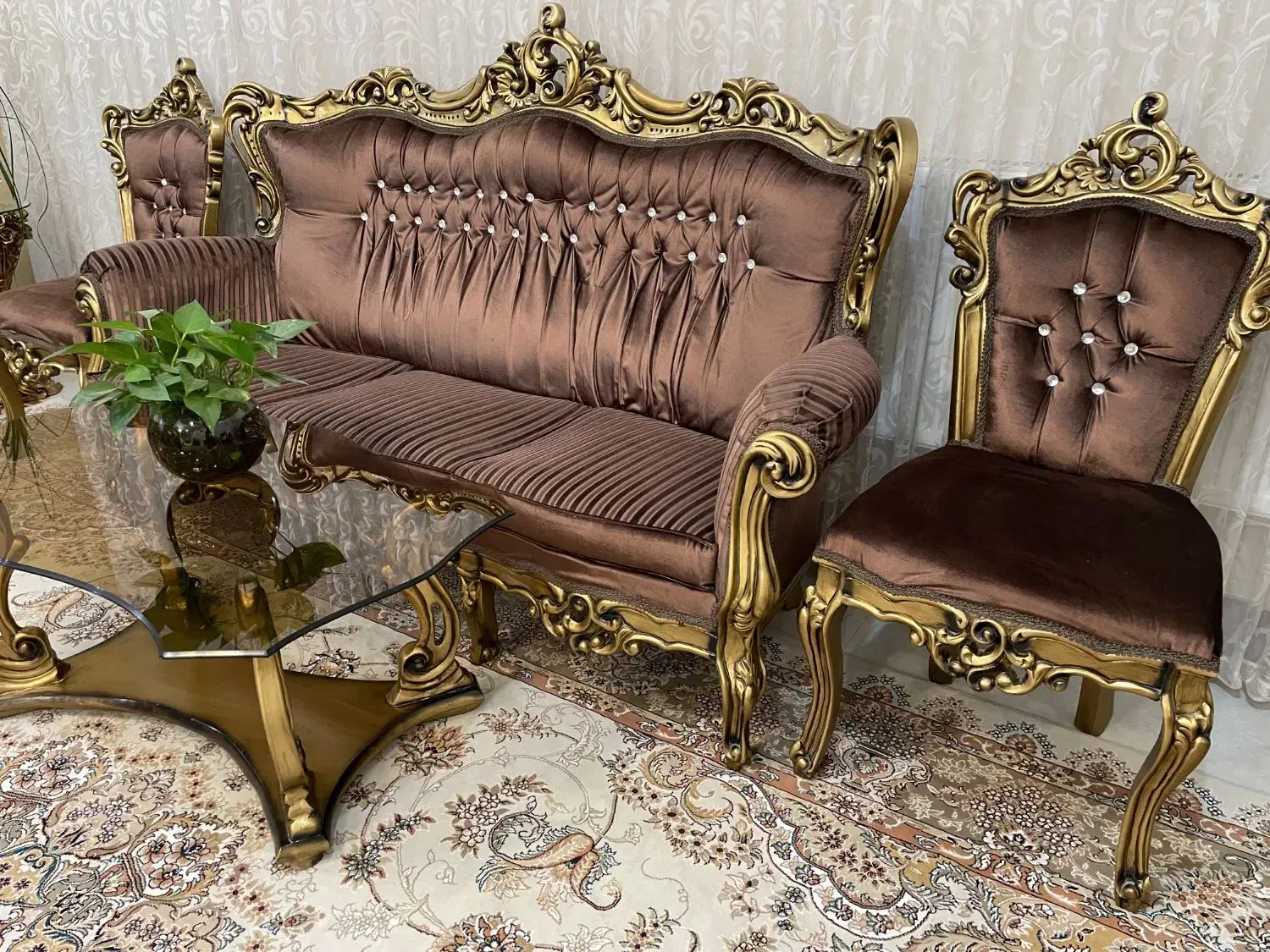 مبل سلطنتی|مبلمان خانگی و میز عسلی|بیرجند, |دیوار