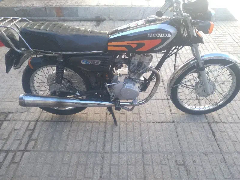 هندا ۱۲۵ مدل ۹۳ مدارک تکمیل|موتورسیکلت|ساوه, |دیوار