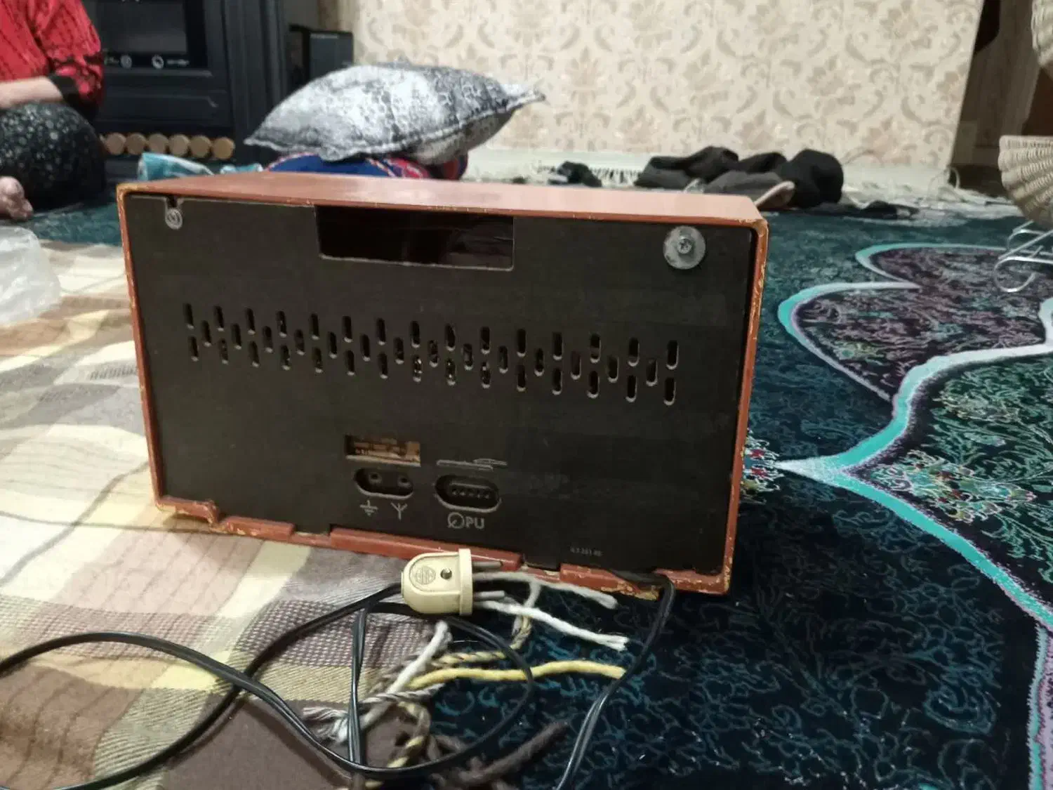 رادیو قدیمی|کلکسیون اشیاء عتیقه|تهران, هاشم‌آباد|دیوار