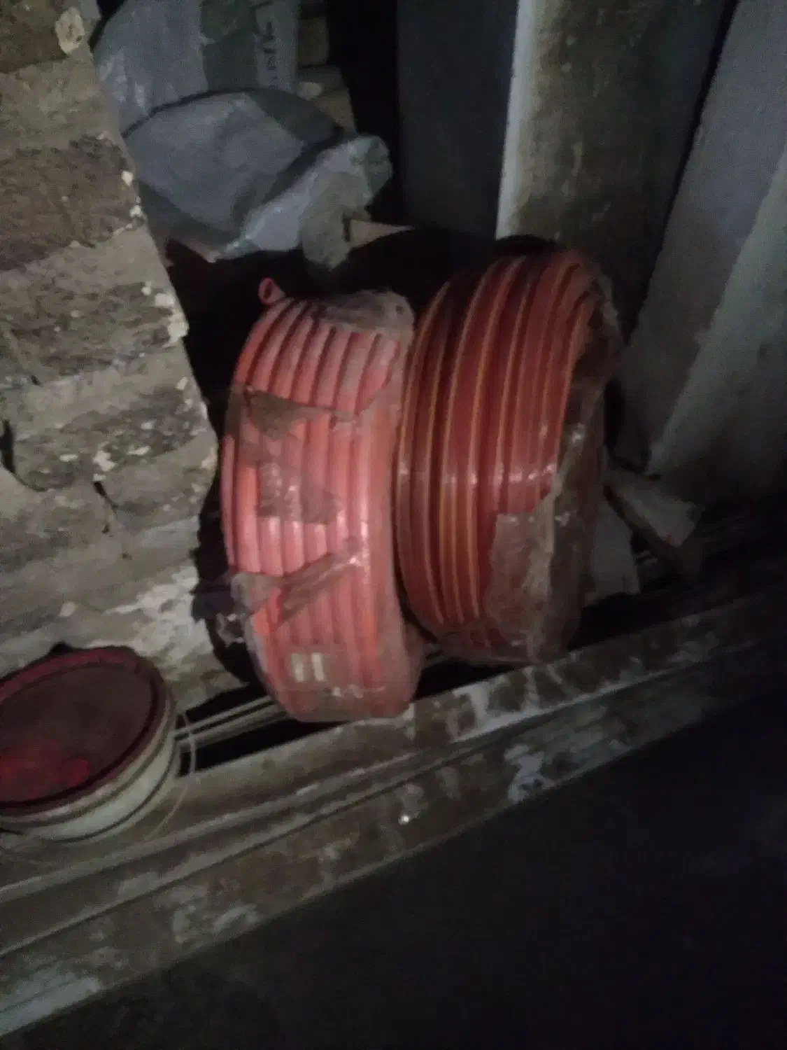 شیلنگ و تانکر|مصالح و تجهیزات ساختمان|قم, قلعه کامکار|دیوار