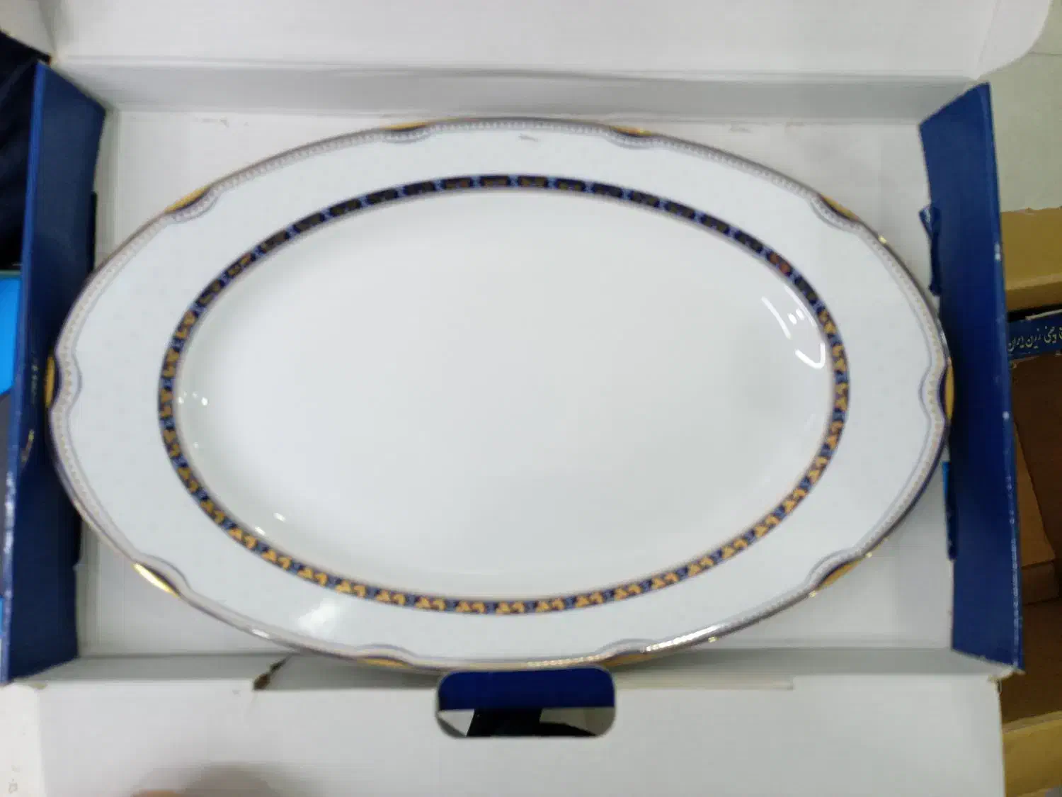 دیس و سوپ خوری و شکلات خوری چینی زرین|ظروف سرو و پذیرایی|قروه, |دیوار