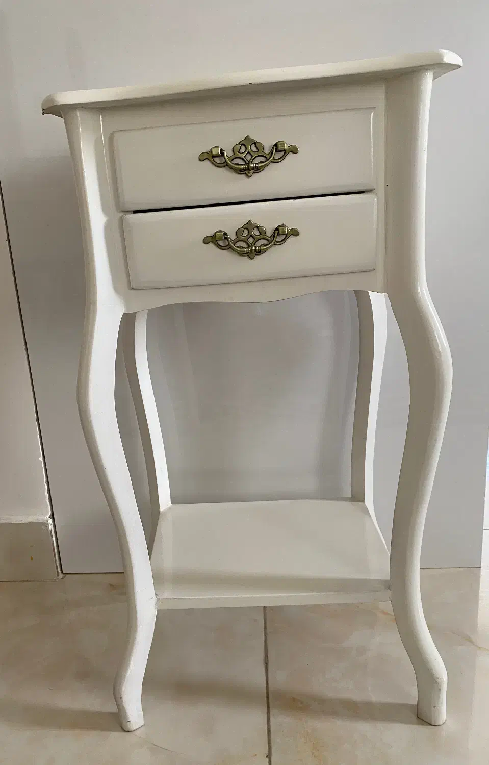 میز تلفن|میز تلفن|گرمسار, |دیوار