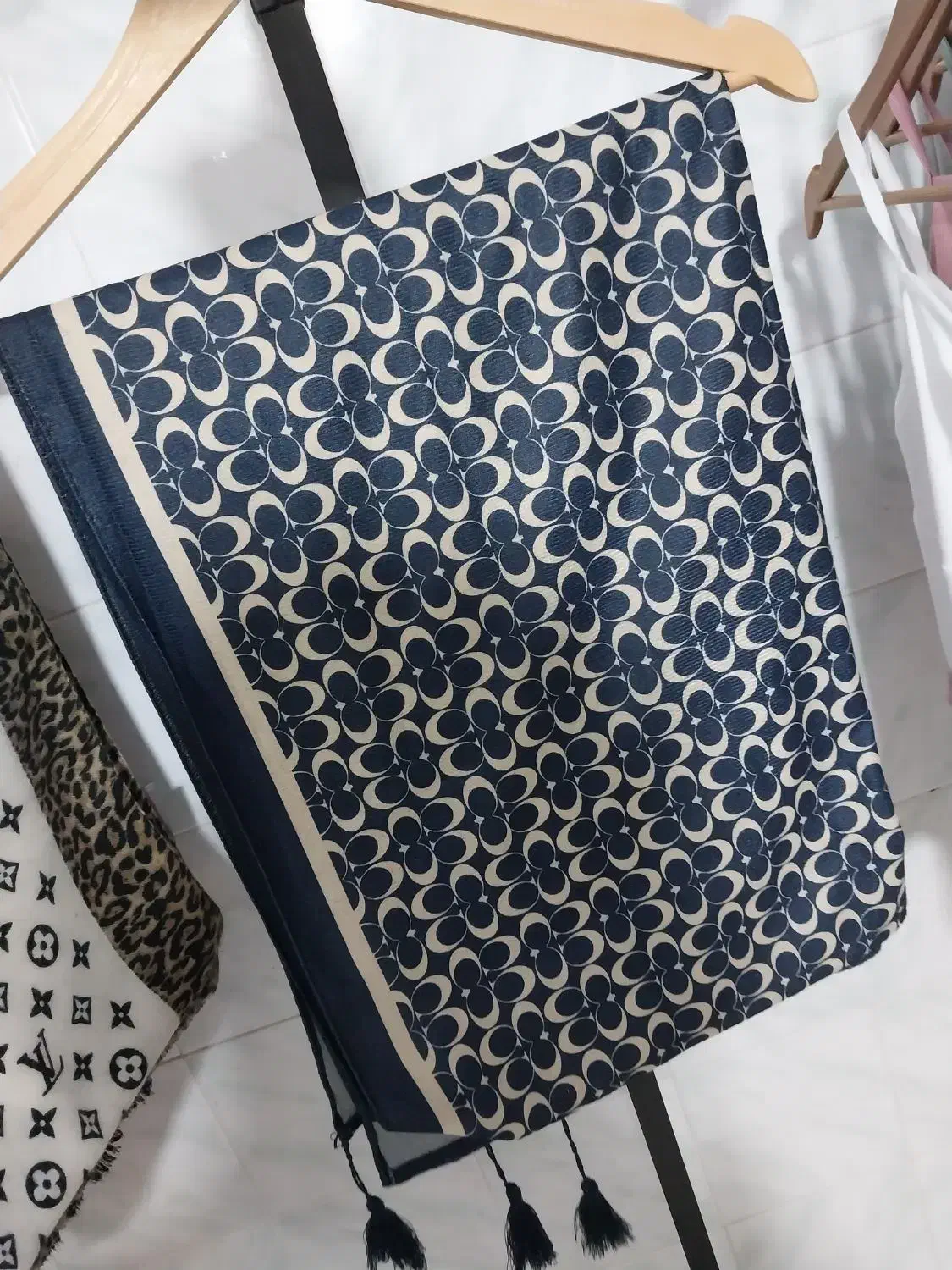 شال|لباس|بجنورد, |دیوار