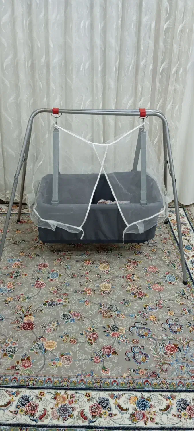 گهواره|تخت و صندلی بچه|مریوان, |دیوار