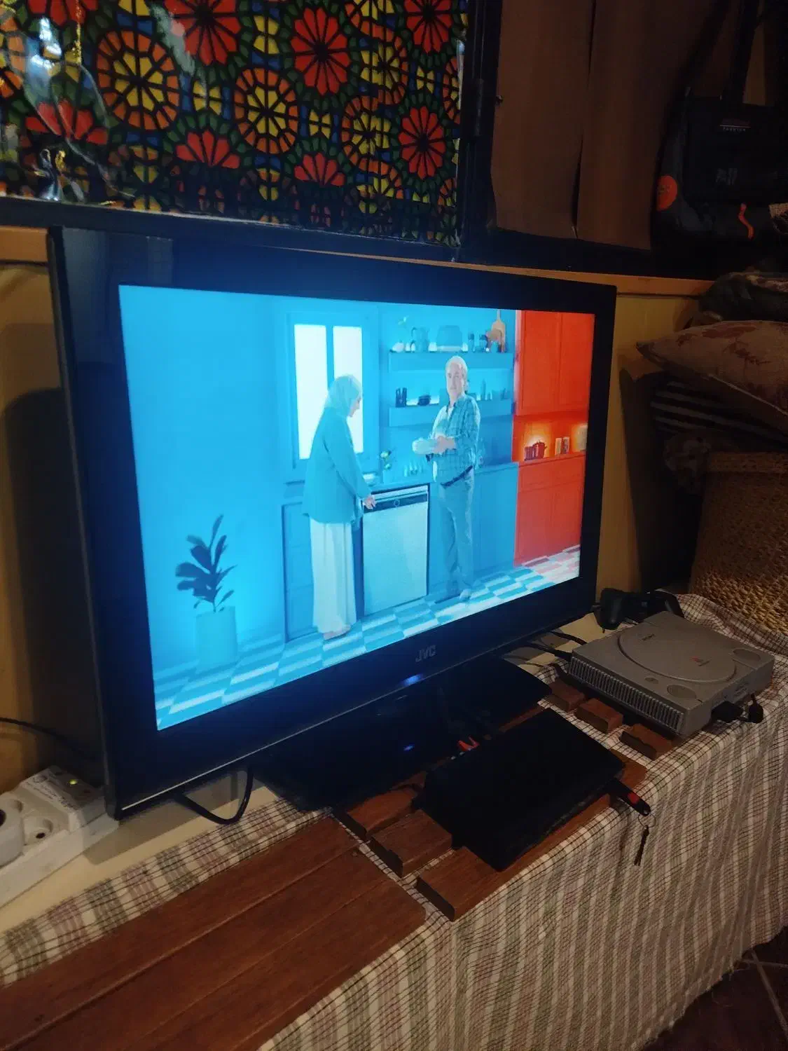 LCD|تلویزیون و پروژکتور|رشت, کوی فکوری|دیوار