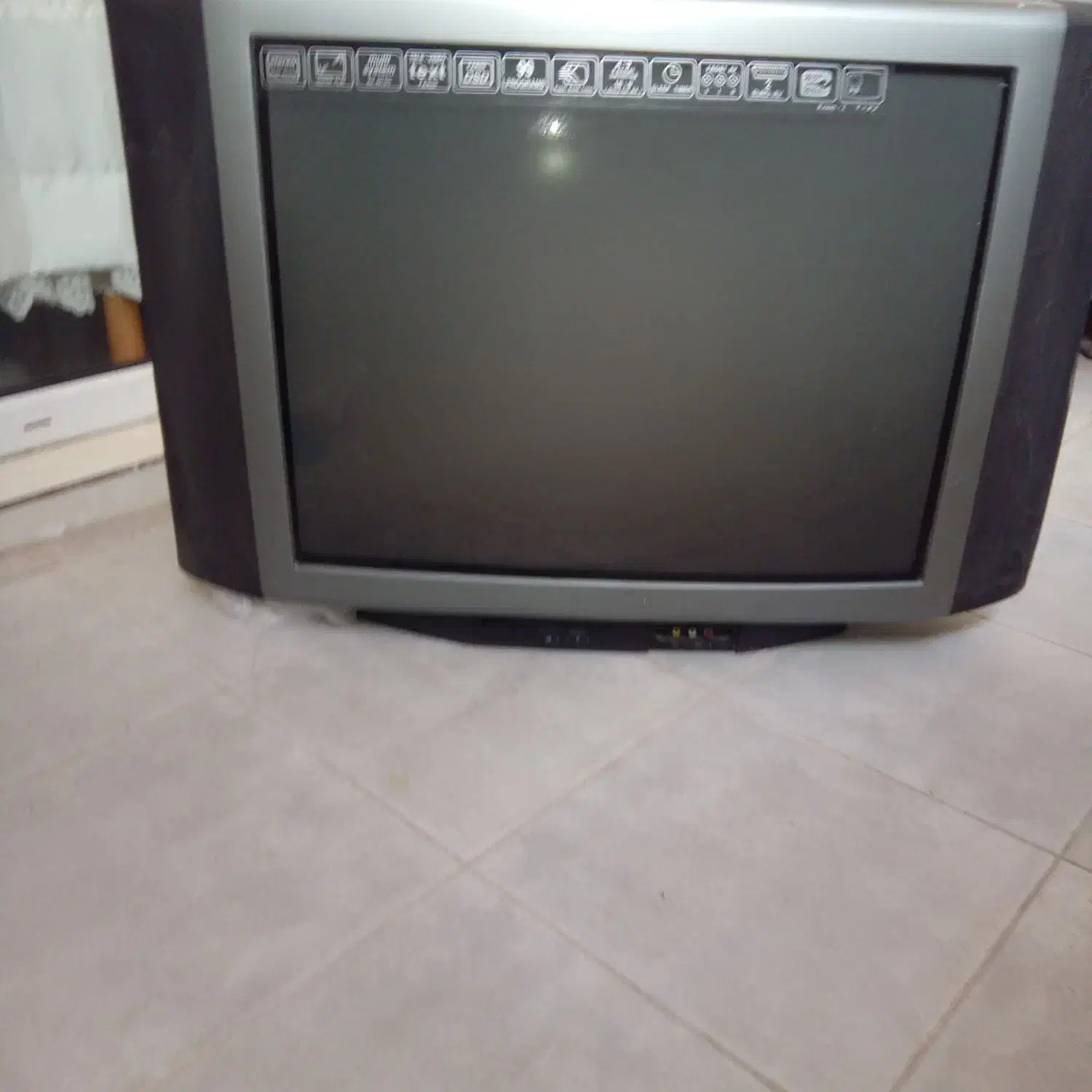 تلوزیون ۲۹اینچ|تلویزیون و پروژکتور|تهران, بوستان جنگلی لویزان|دیوار