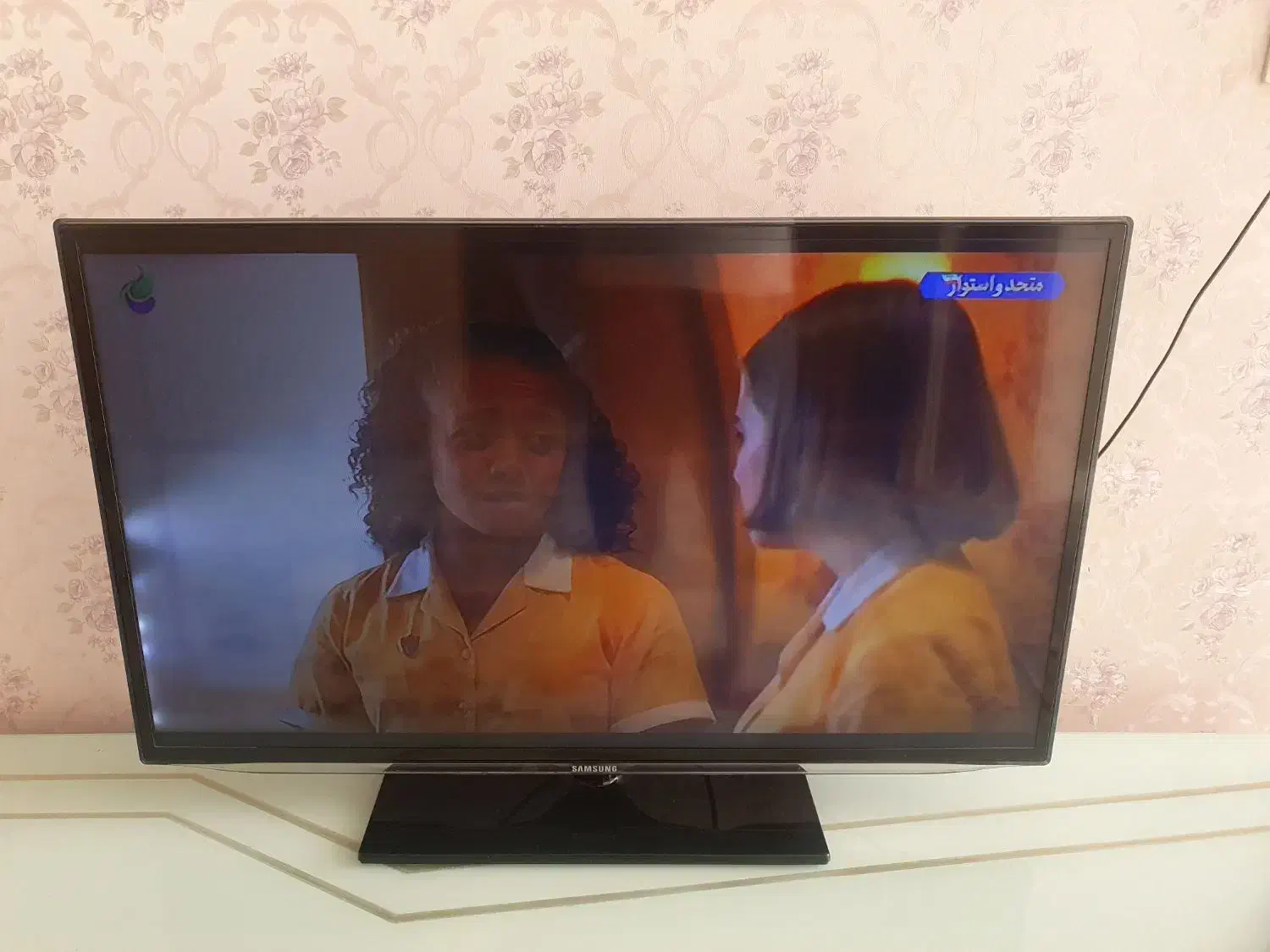 تلوزیون ۴۰ اینچ سامسونگ اصل|تلویزیون و پروژکتور|تهران, تختی|دیوار