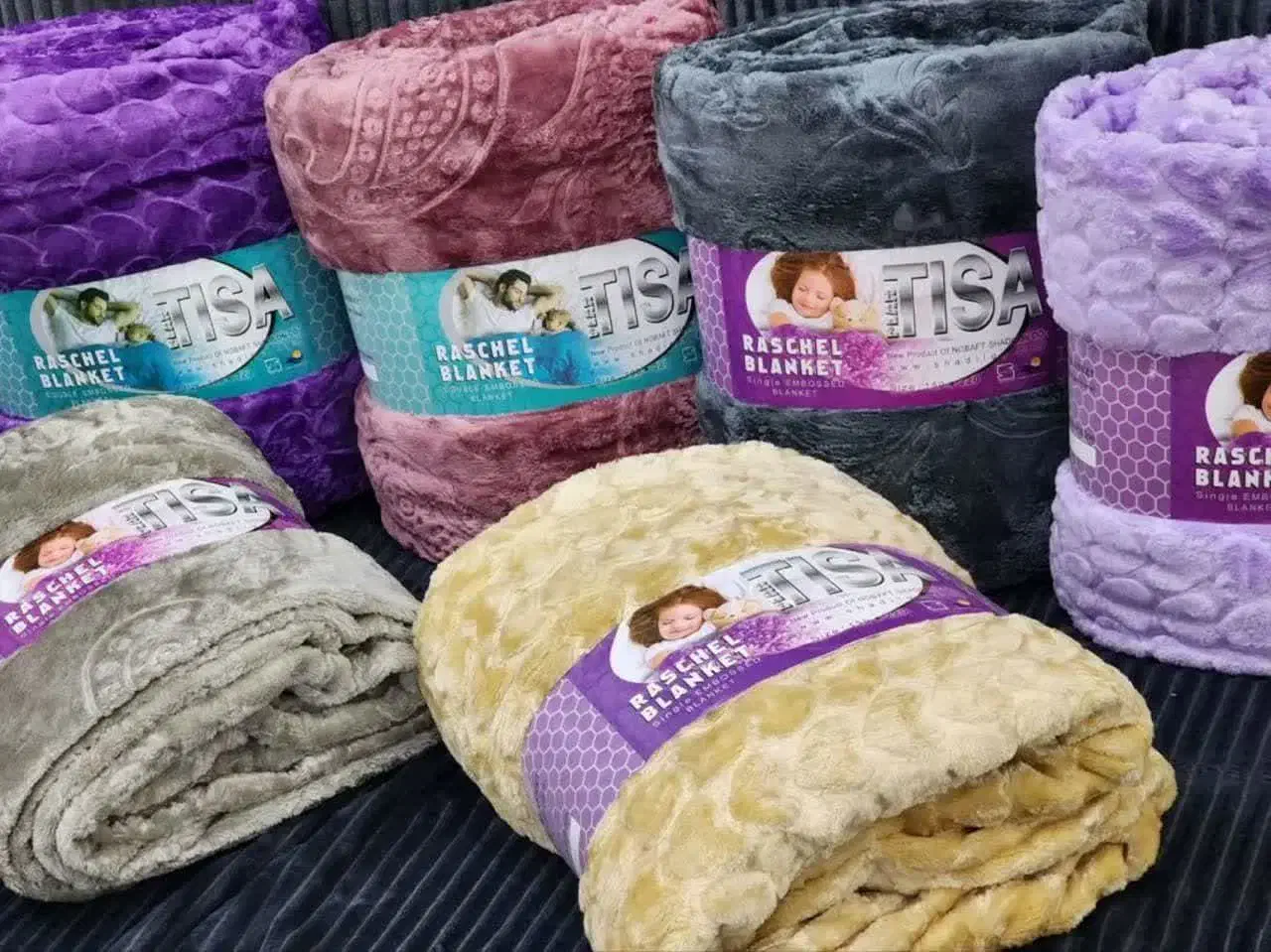 پتو عمده|رختخواب، بالش، پتو|خرم‌آباد, |دیوار