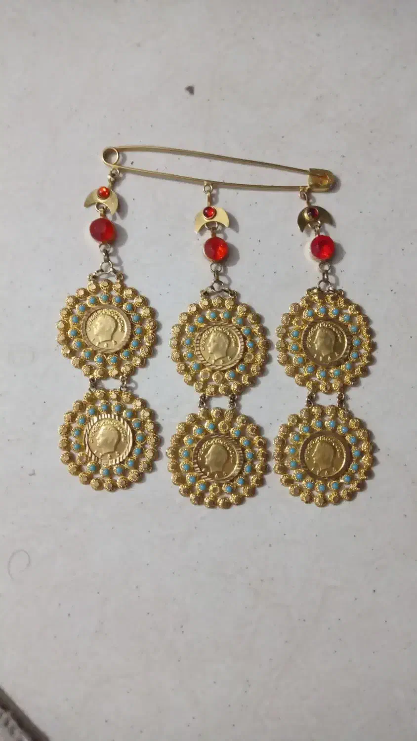 سوزن اعیانی|جواهرات|یاسوج, |دیوار