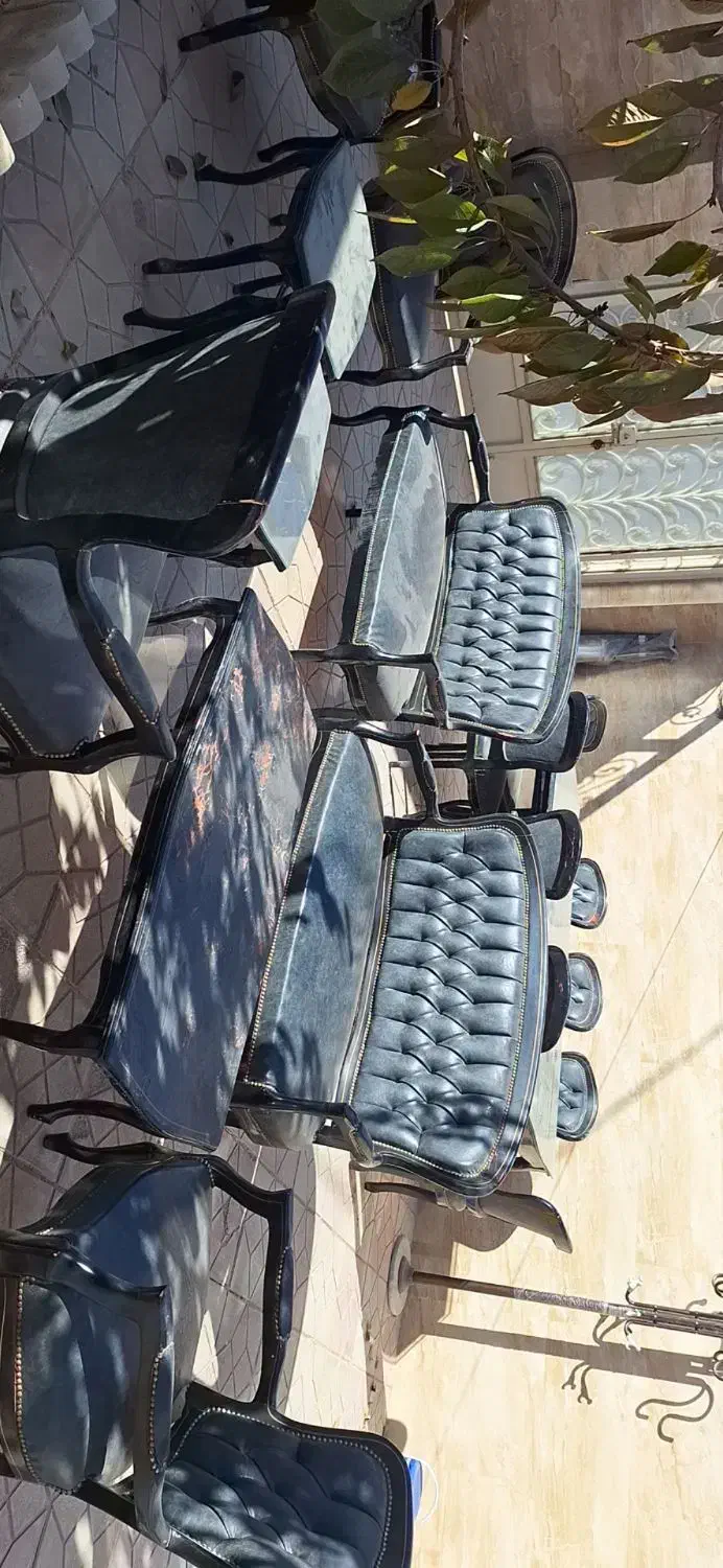 مبل کلاسیک ۸نفره همراه میز غذاخوری ۸نفره|مبلمان خانگی و میز عسلی|قوچان, |دیوار