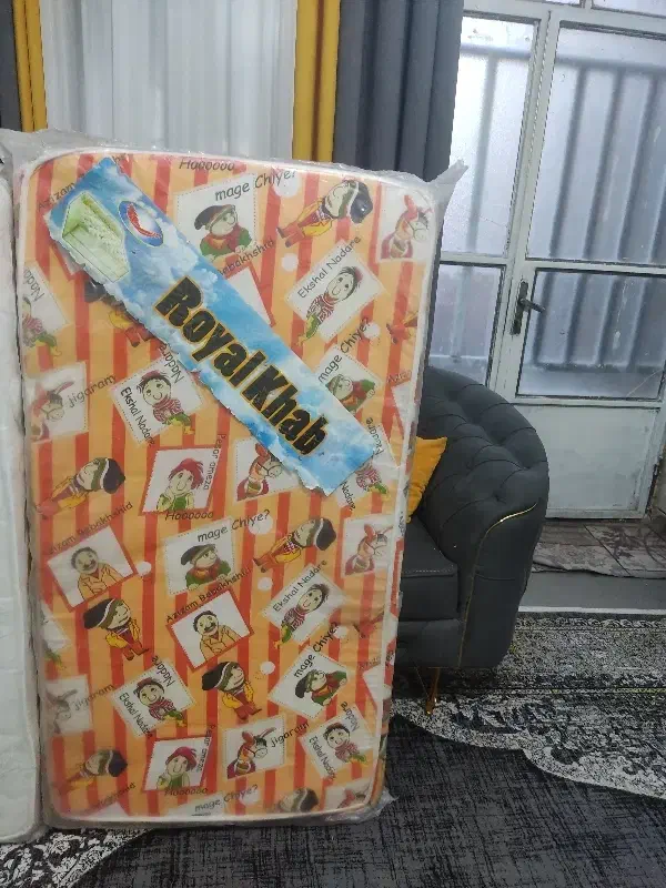 دوعددتشک تخت نوزاد|تشک تختخواب|کرمان, |دیوار