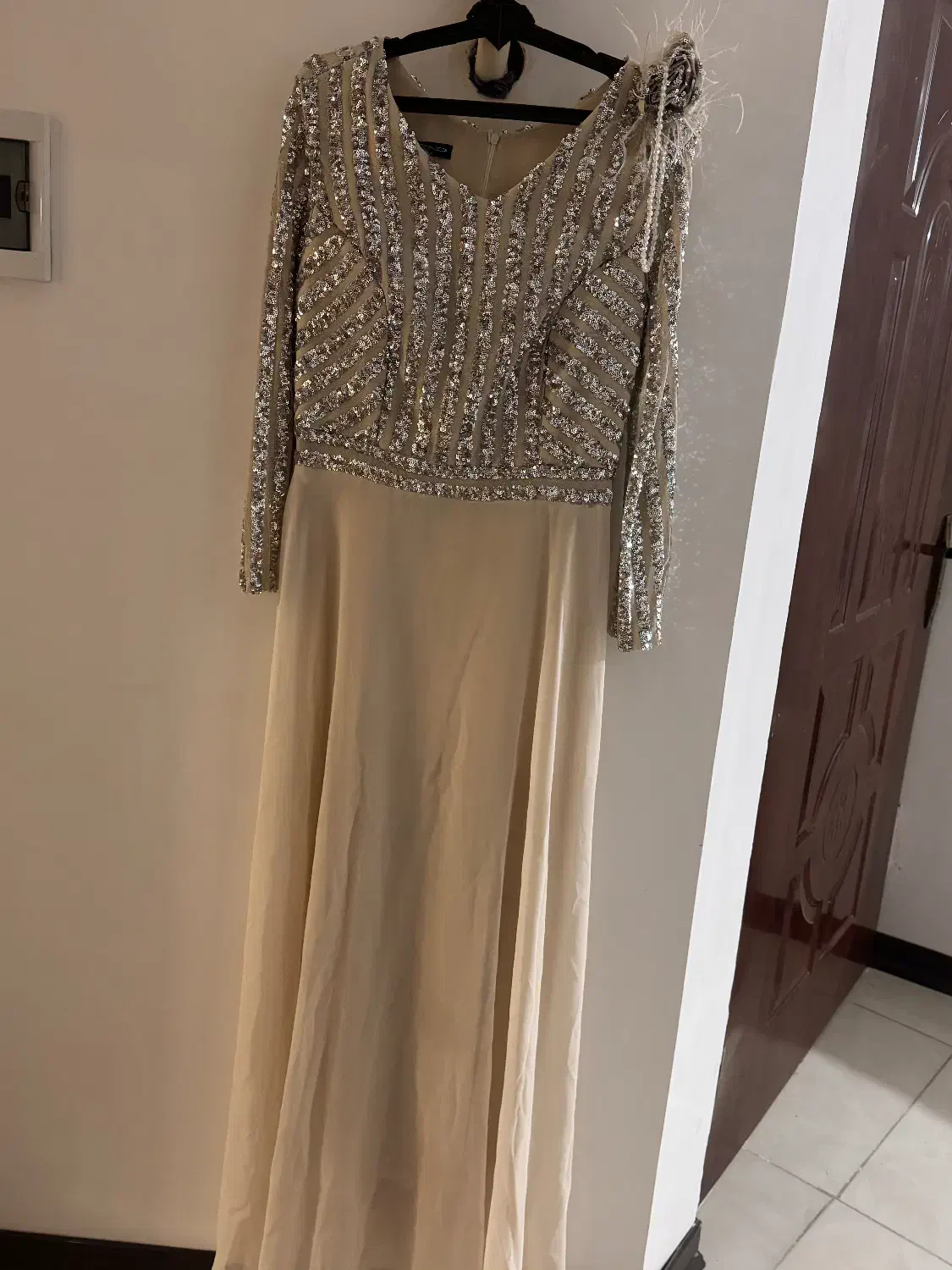 لباس شب|لباس|گلپایگان, |دیوار