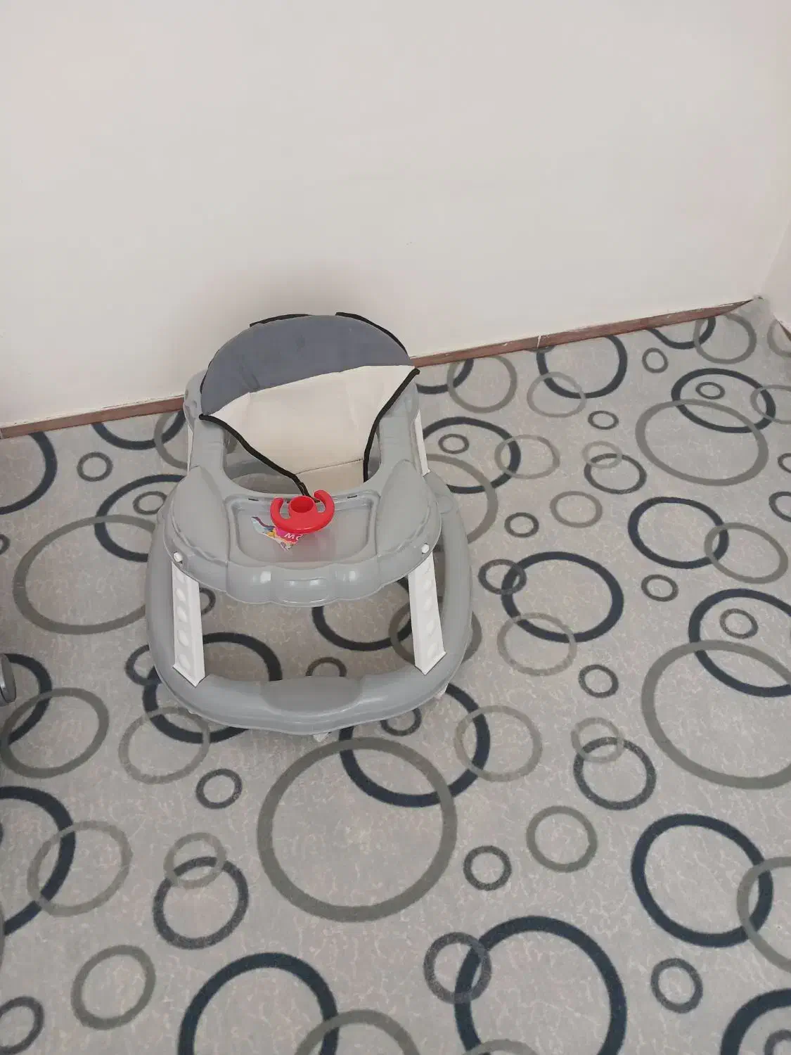 یک عدد نی نی لای لای ویک عدد روروئوک کاملا سالم|اسباب و اثاث بچه|اسدآباد, |دیوار