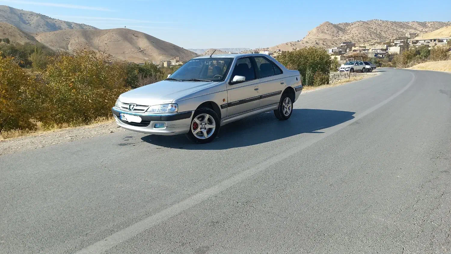 پژو پارس مدل ۱۳۸۶ بسیار تمیز و مرتب سالم درحد|خودرو سواری و وانت|ایلام, |دیوار