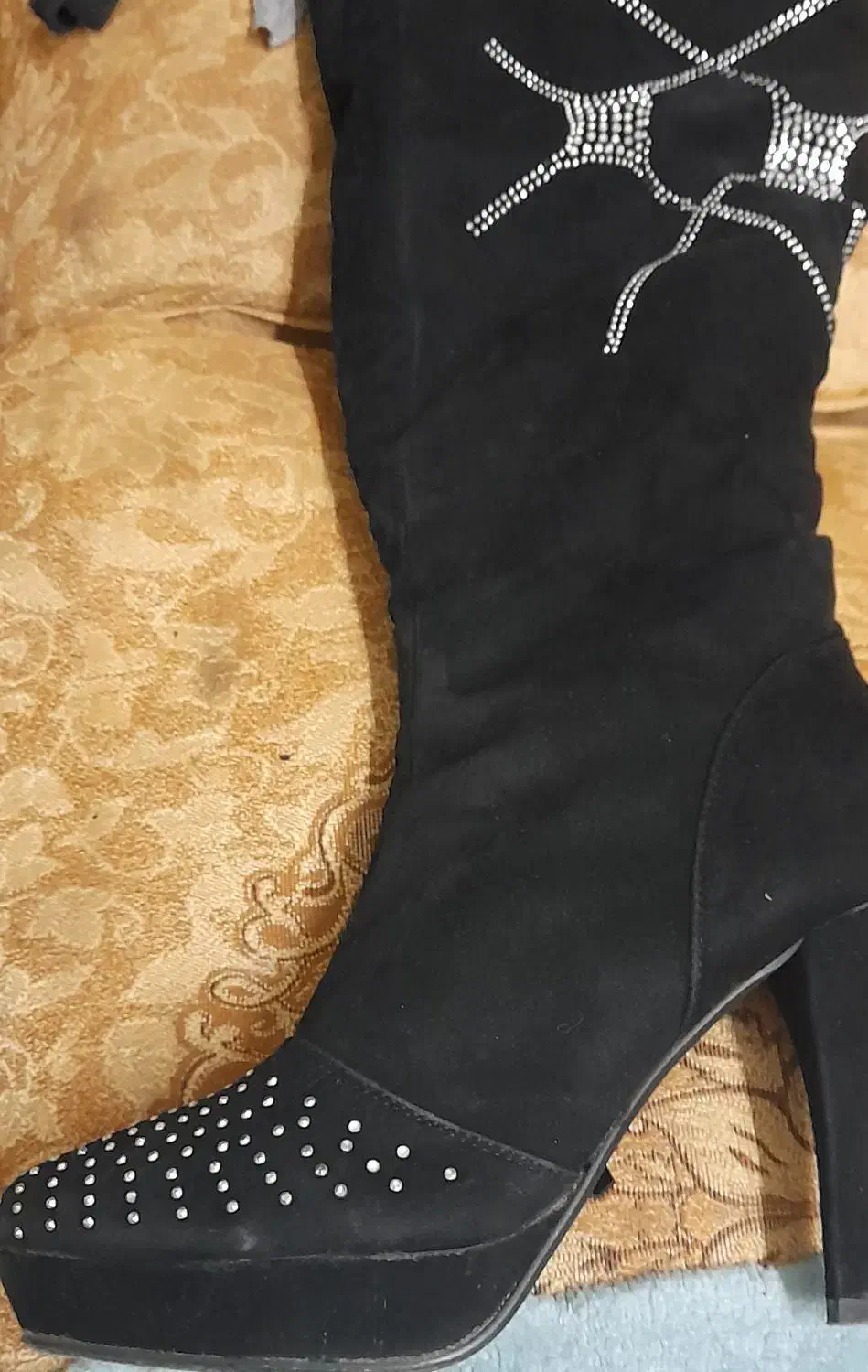 چکمه مخمل.خارجی.سایز۳۹.پاشنه ۱۰سانت.بالای زانو|کیف، کفش، کمربند|کاشان, گبرها|دیوار