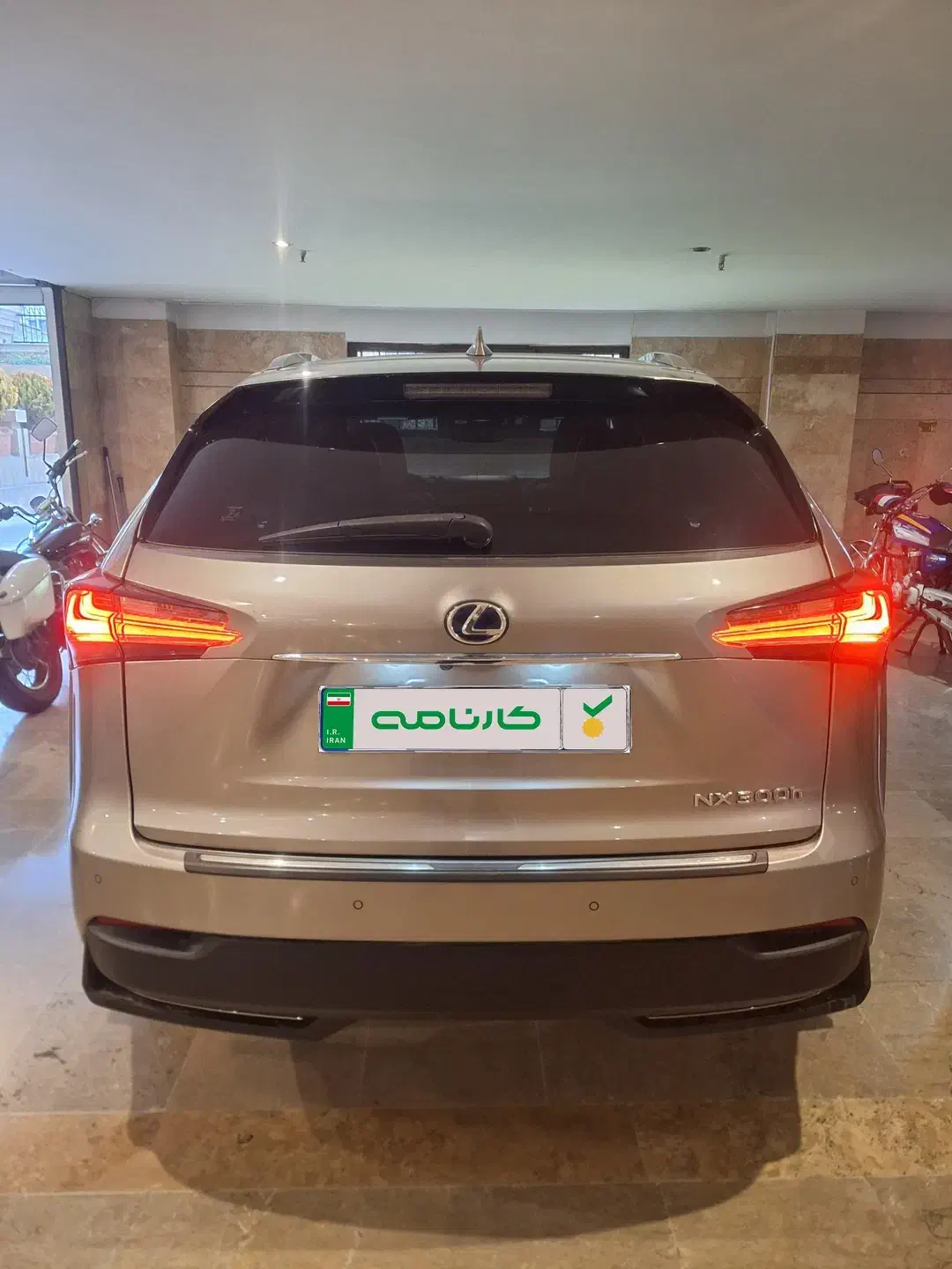 لکسوس NX300 H هیبرید مدل ۲۰۱۶|خودرو سواری و وانت|تهران, صاحبقرانیه|دیوار