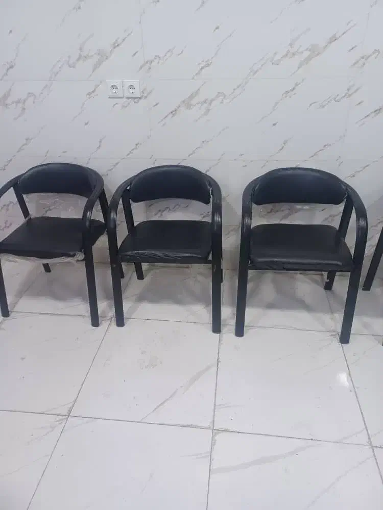 فروش دکور.صندلی اصلاح.صندلی همراه.کولربازیر|آرایشگاه و سالن‌های زیبایی|ایذه, |دیوار