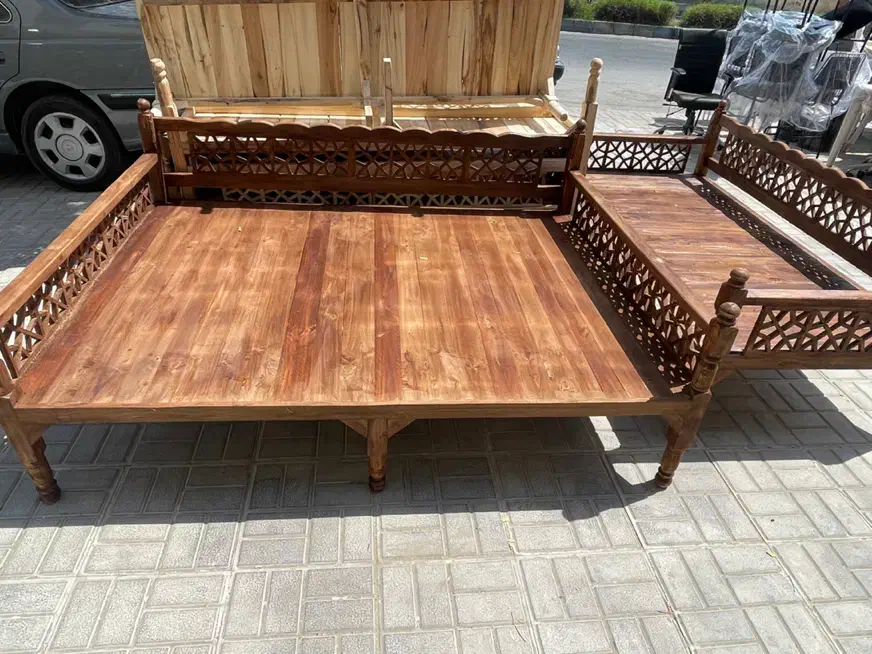 گره چینی تخت سنتی چوب روس|مبلمان خانگی و میز عسلی|بوشهر, |دیوار