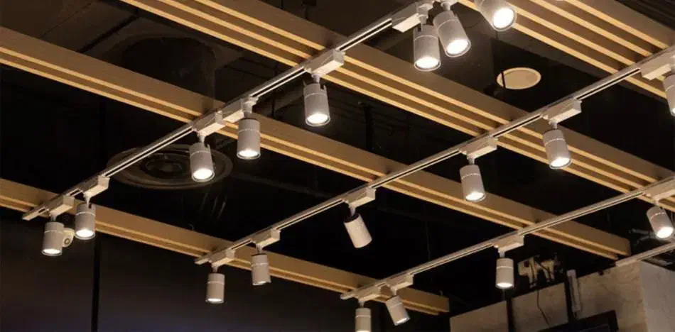 خدمات تخصصی برق‌کاری|خدمات پیشه و مهارت|شیراز, قدوسی غربی|دیوار