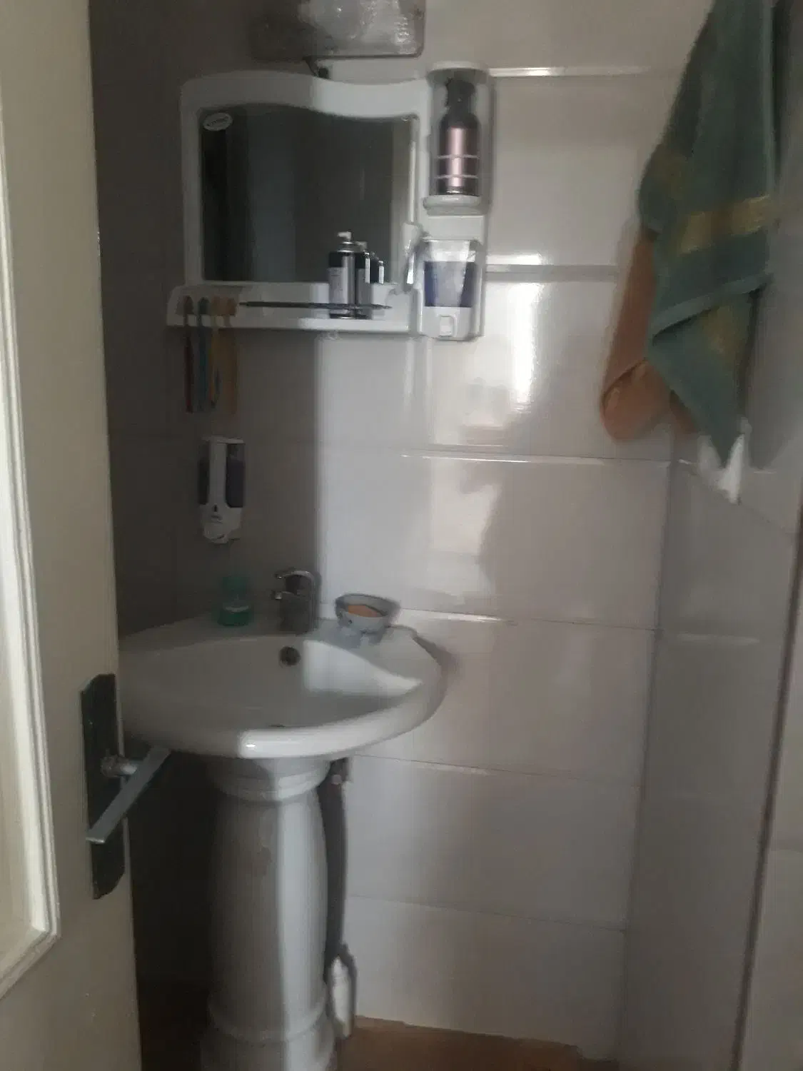 سرویس یهداشتی|لوازم سرویس بهداشتی|بروجرد, |دیوار