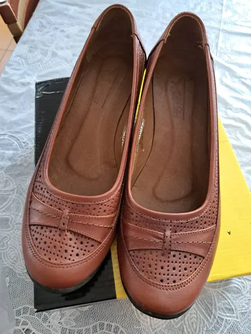 کفش مجلسی زنانه با کیفیت عالی|کیف، کفش، کمربند|اصفهان, باغ زیار|دیوار