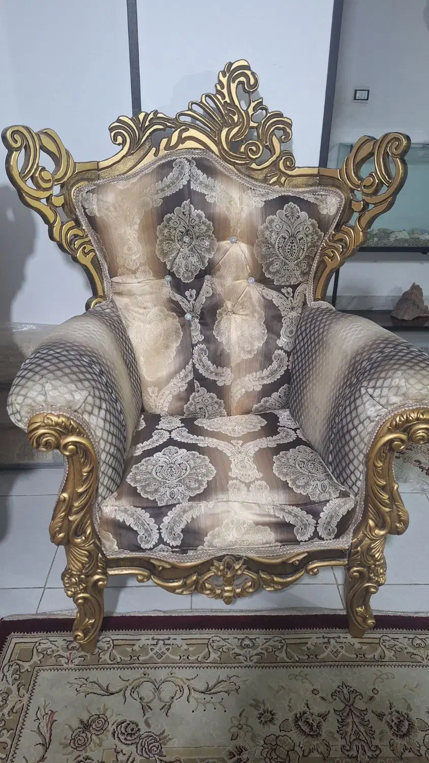 مبلمان ۷ نفره|مبلمان خانگی و میز عسلی|فولادشهر, B4|دیوار