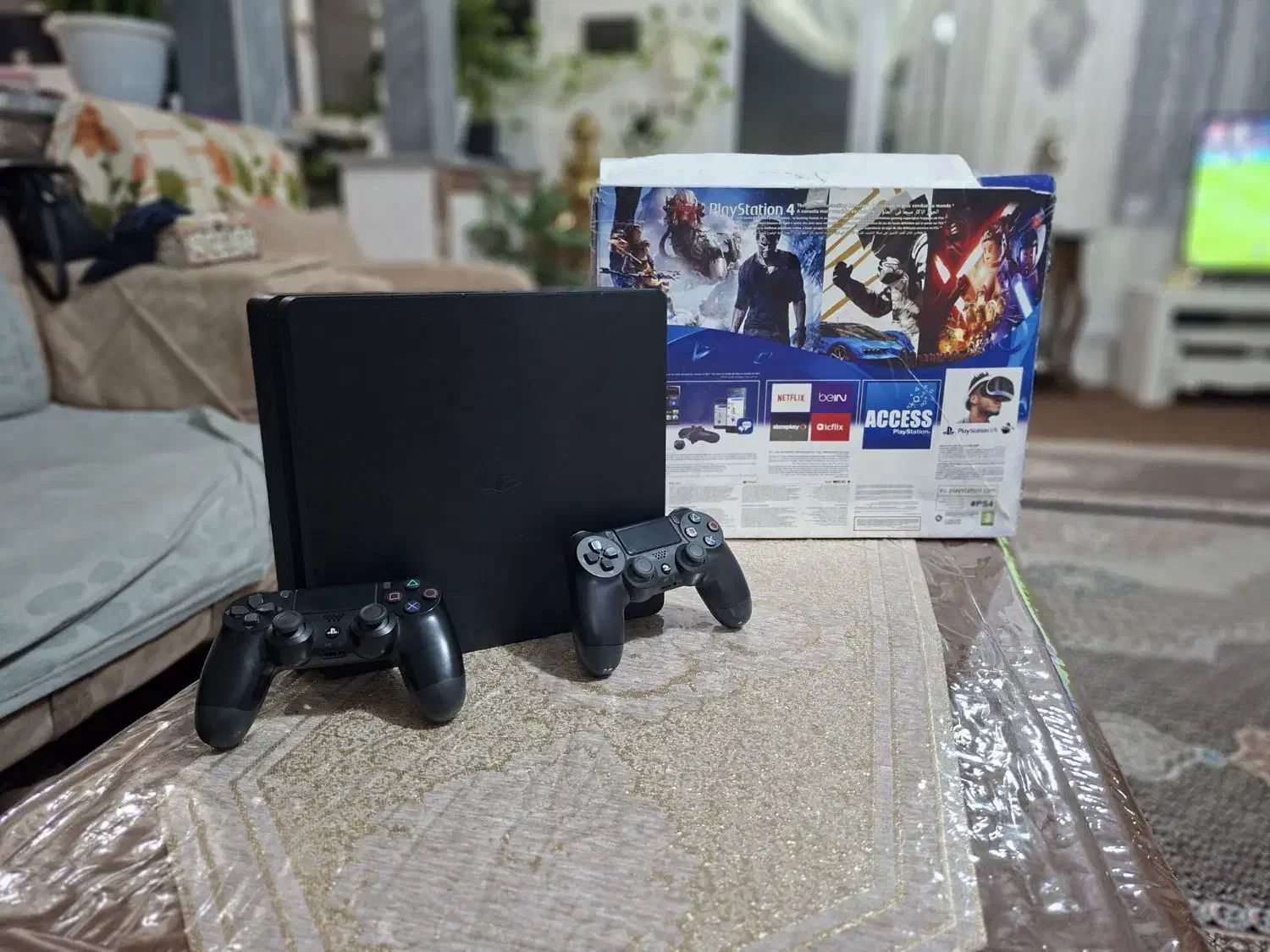 فروش پی اس فور اسلیم ۱ ترابایت با دسته اضافه|کنسول، بازی ویدئویی و آنلاین|مشگین شهر, |دیوار