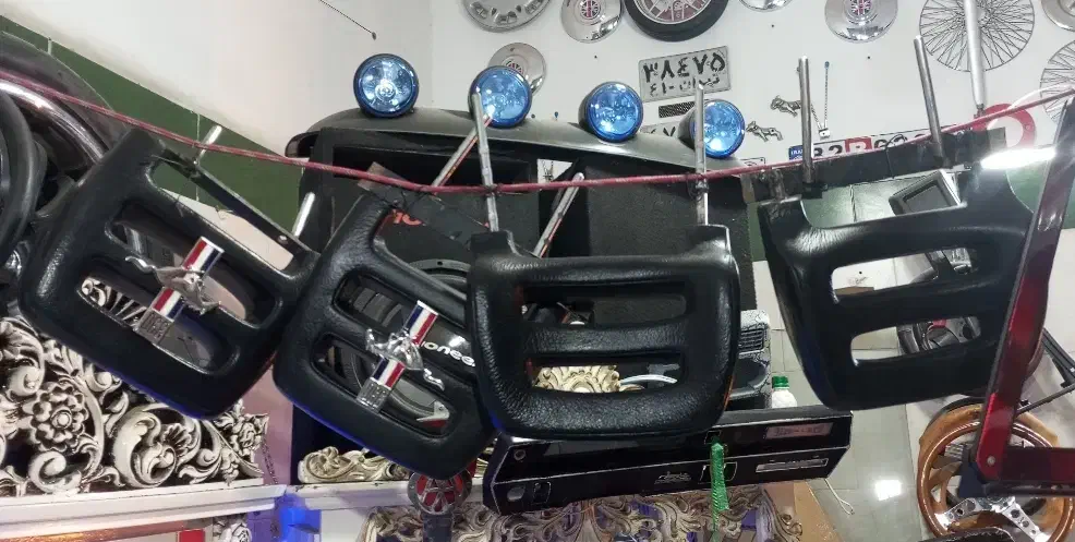 یه جفت باربند اسکی و پشت سری رنویی اصلی|قطعات یدکی و لوازم جانبی|نسیم‌شهر, |دیوار