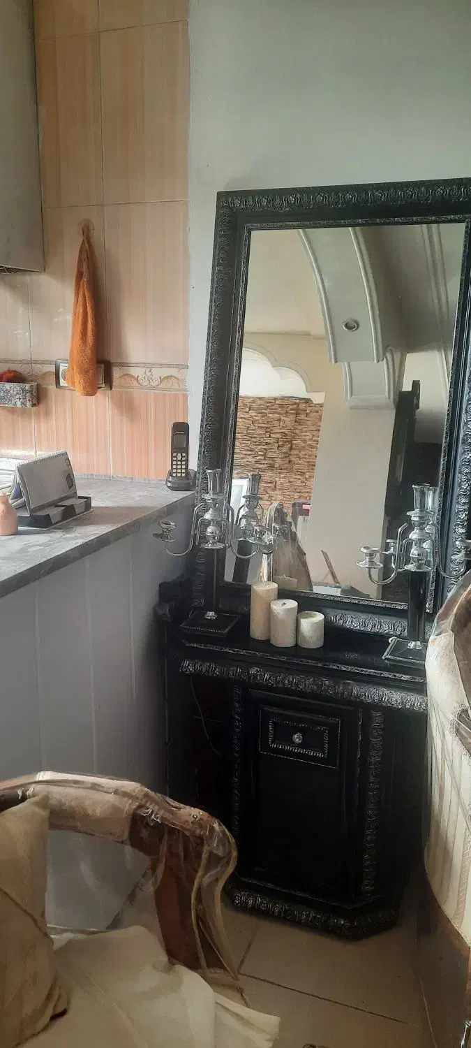 اینه وکنسول|بوفه، ویترین، کنسول|شیراز, قلعه نو|دیوار