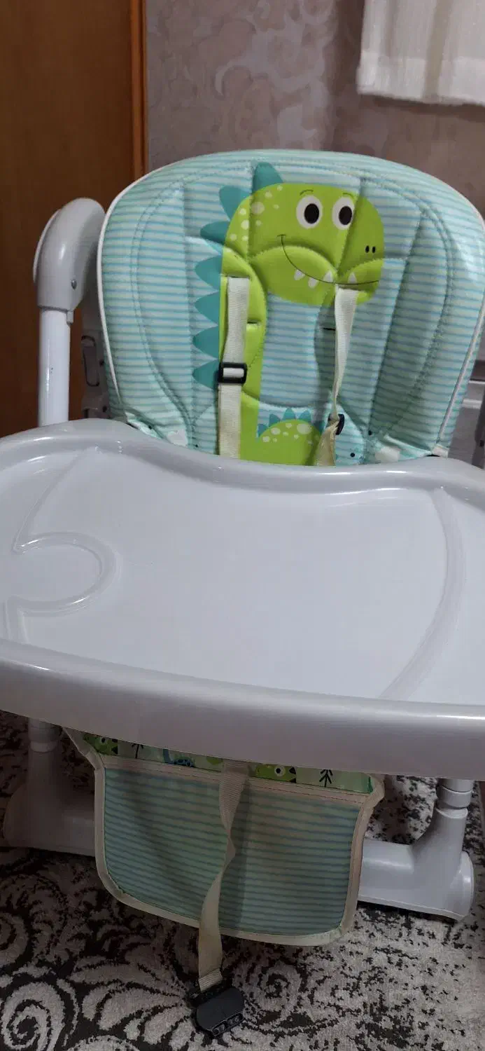 صندلی غذای کودک|تخت و صندلی بچه|بروجرد, |دیوار