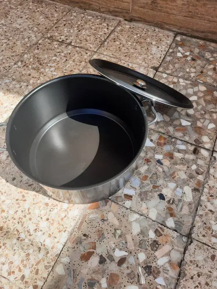 قابلمه سایز ۴۰ زرساب گرانیتا|ظروف پخت‌وپز|اهواز, کوی سعدی|دیوار