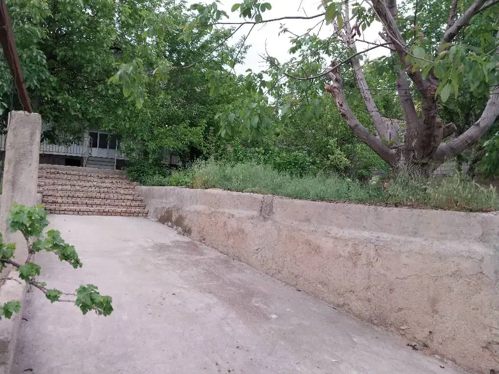 خانه ویلای دو طبقه|فروش خانه و ویلا|هشتگرد, هیو|دیوار