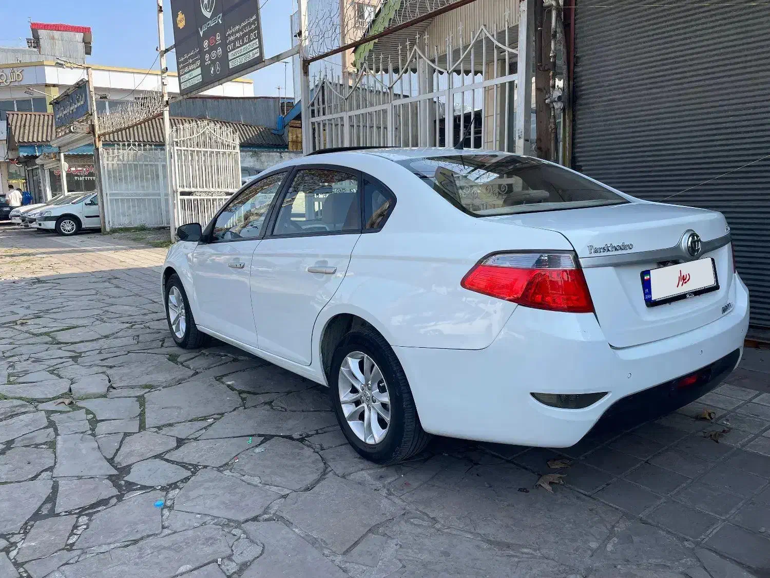 برلیانس 330سفید94 اتومات|خودرو سواری و وانت|لنگرود, |دیوار