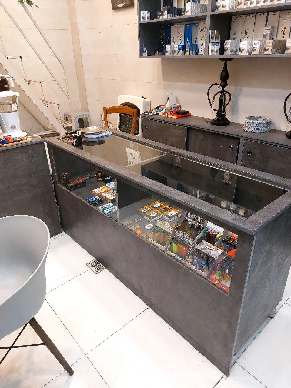 ویترین مغازه|فروشگاه و مغازه|رشت, لاکانی|دیوار