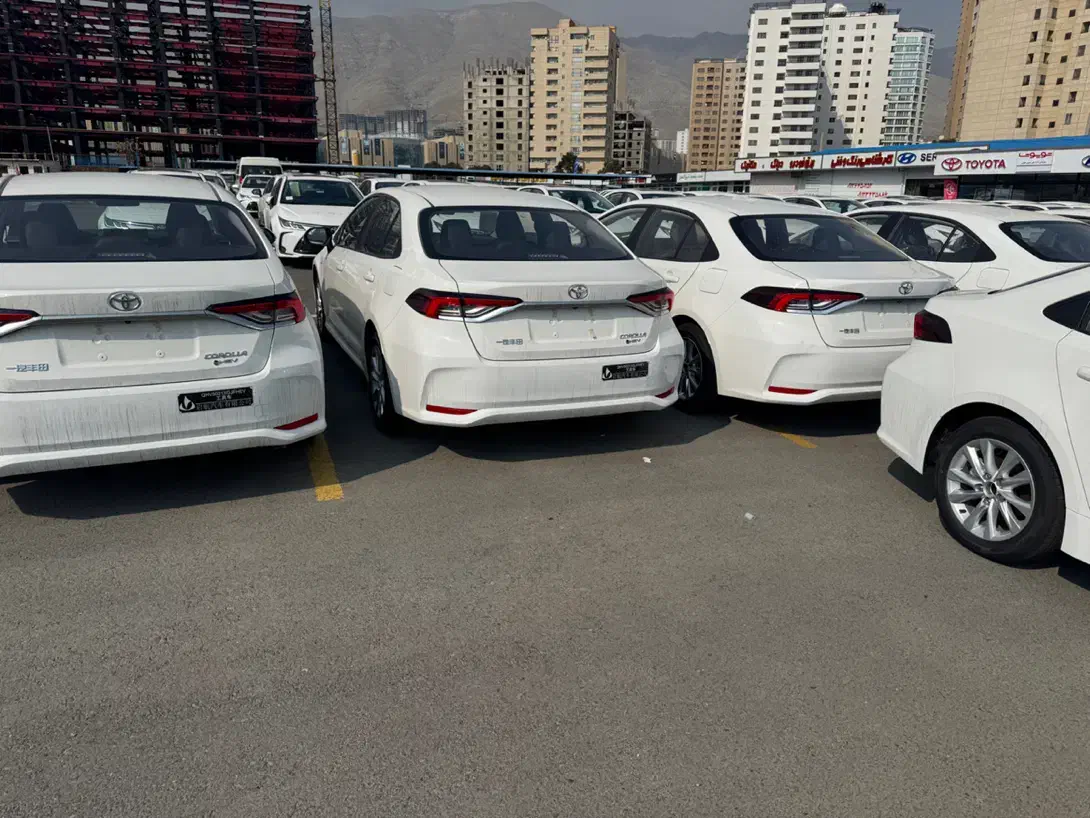 کرولا الیت ۱۸۰۰هیبرید قیمت سامانه|خودرو سواری و وانت|تهران, شهرک چیتگر|دیوار