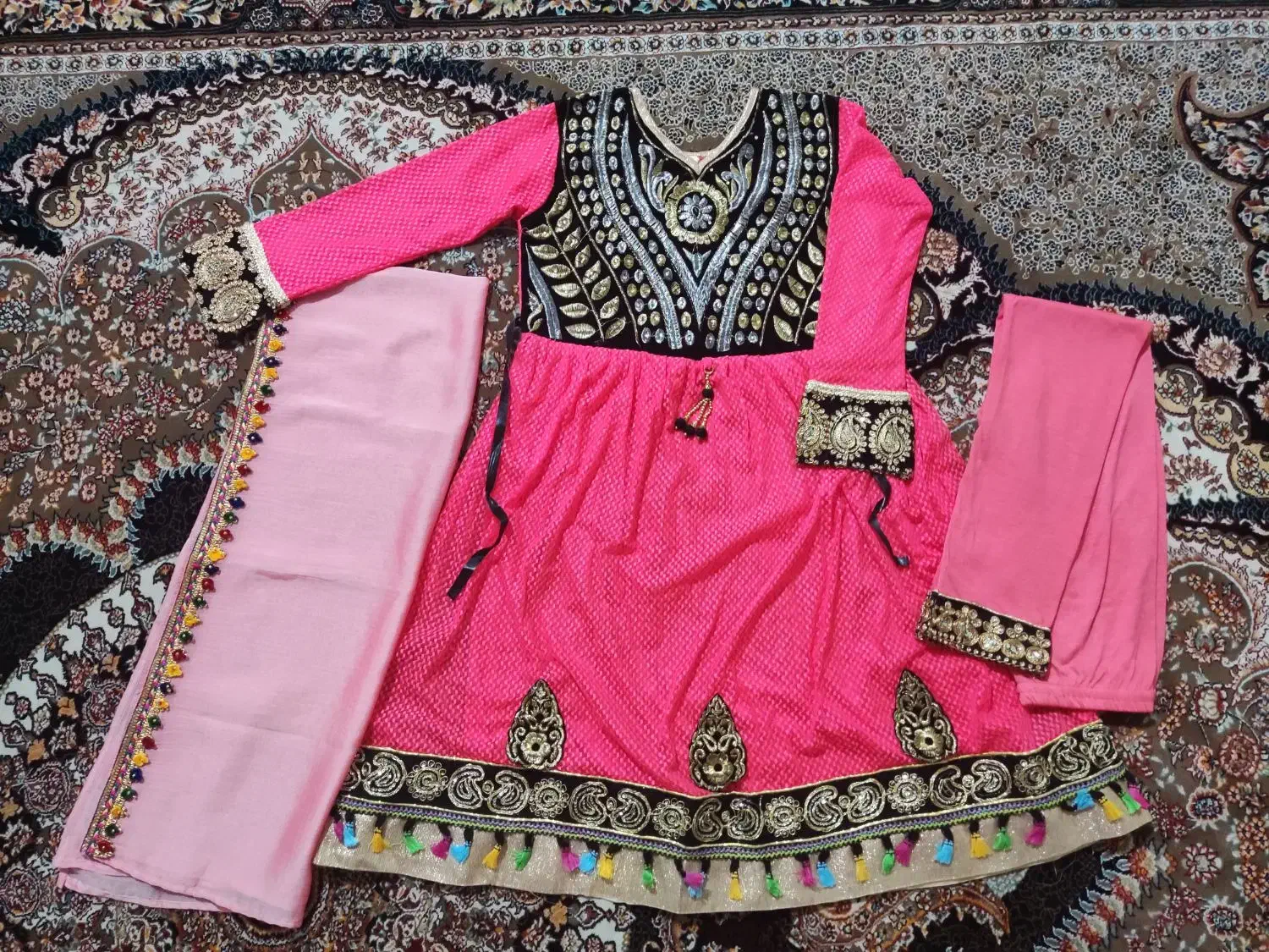 لباس محلی سنتی همراه شال و شلوار نو نو|لباس|قم, شهر قائم|دیوار