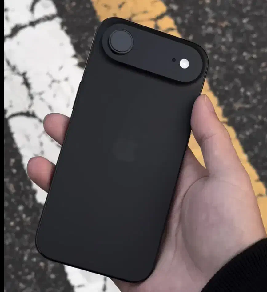 آیفون ۱۷ ایر رجیستر شده|موبایل|تهران,  امام زاده قاسم (نیاوران)|دیوار