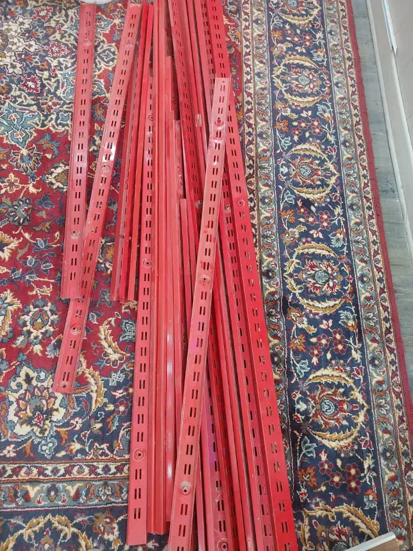 فروش انواع قفسه فروشگاهی کارکرده در حد نسبتا خوب|فروشگاه و مغازه|کرمانشاه, |دیوار