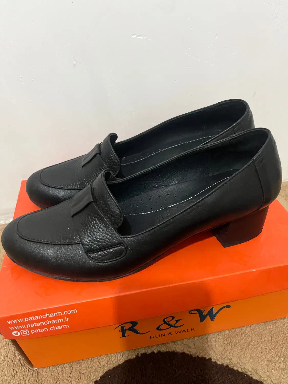 دو‌جفت کفش چرم طبیعی|کیف، کفش، کمربند|خرم‌آباد, |دیوار