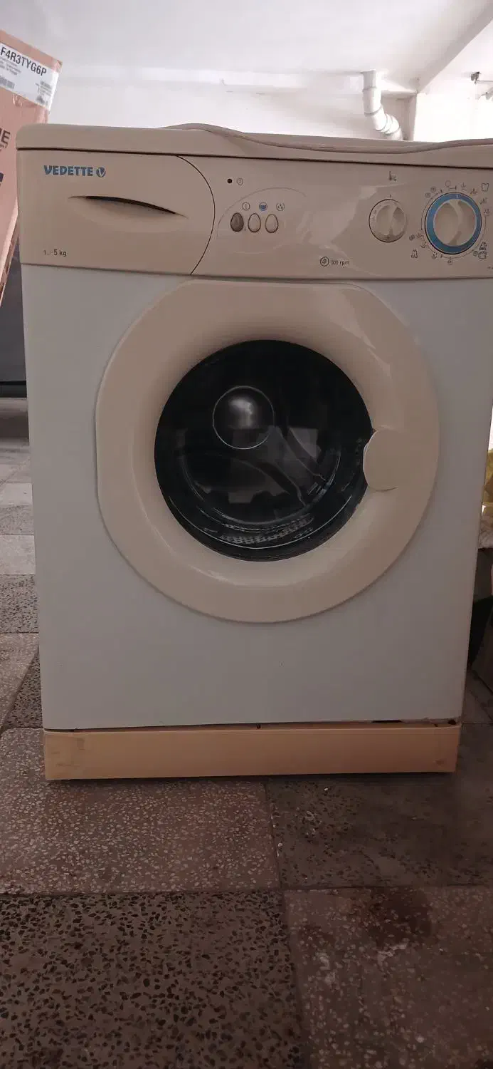فروش ماشین لباسشویی ۵کیلویی،کارکرده مارک VEDETTE|ماشین لباسشویی و خشککن لباس|گنبد کاووس, |دیوار