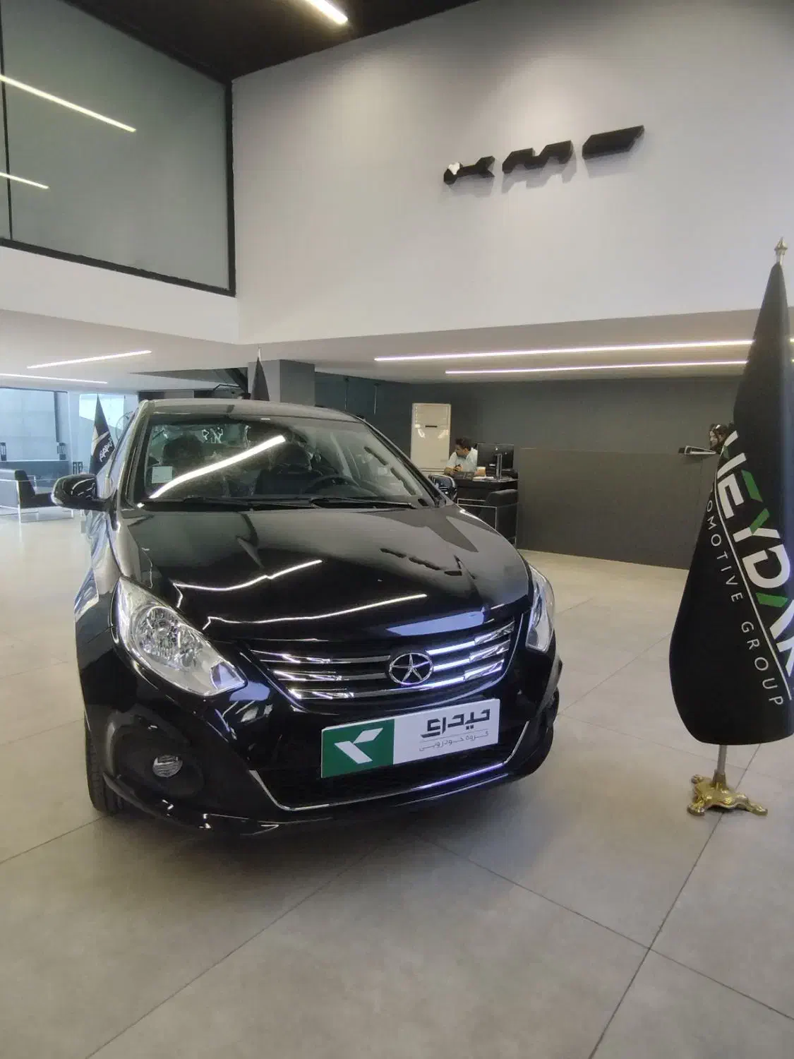 کی ام سی j4 مدل ۱۴۰۴ مشکی تحویل فوری|خودرو سواری و وانت|تهران, مهران (سیدخندان)|دیوار