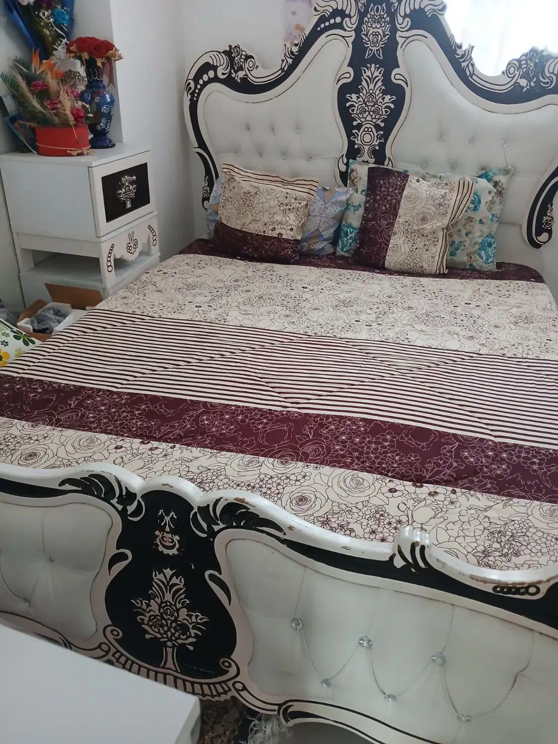 تخت 2 نفره کاملا نو همراه با تشک|تخت و سرویس خواب|قزوین, |دیوار