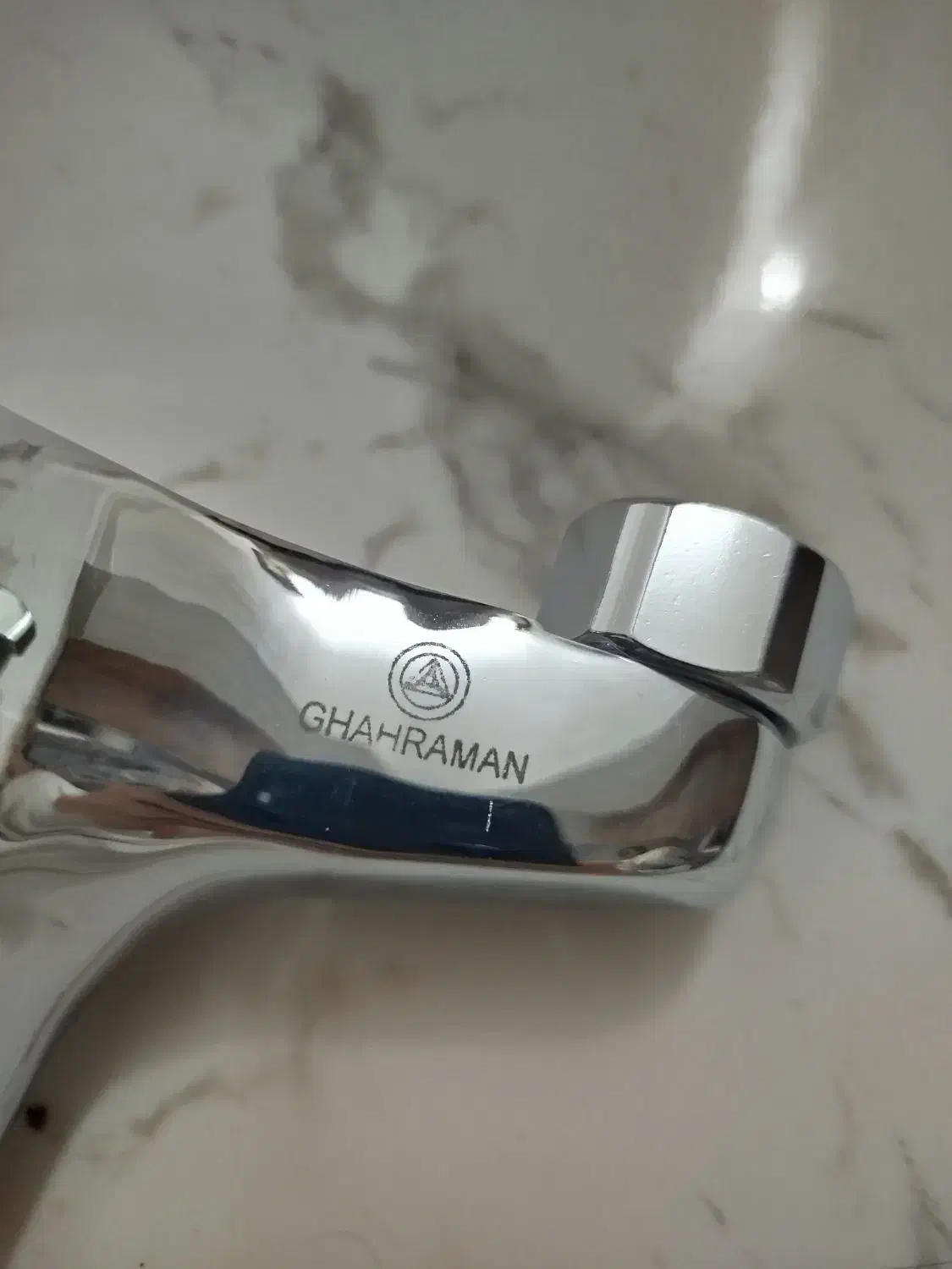 شیر حمام قهرمان|مصالح و تجهیزات ساختمان|مشهد, کلاهدوز|دیوار