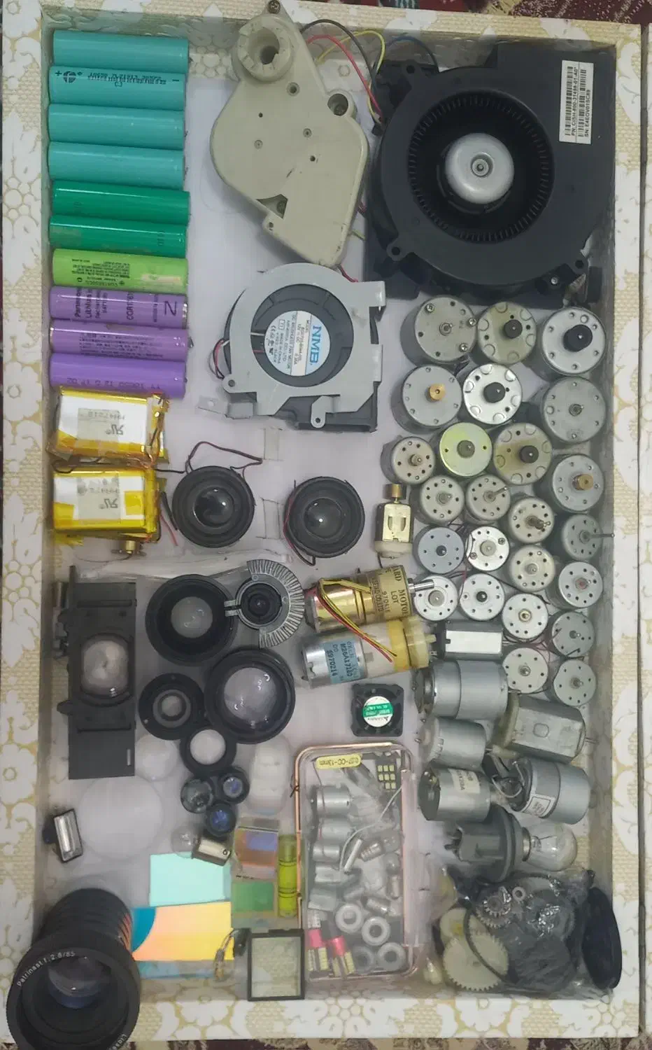 تعدادی آرمیچر فن|قطعات و لوازم جانبی رایانه|سنندج, |دیوار