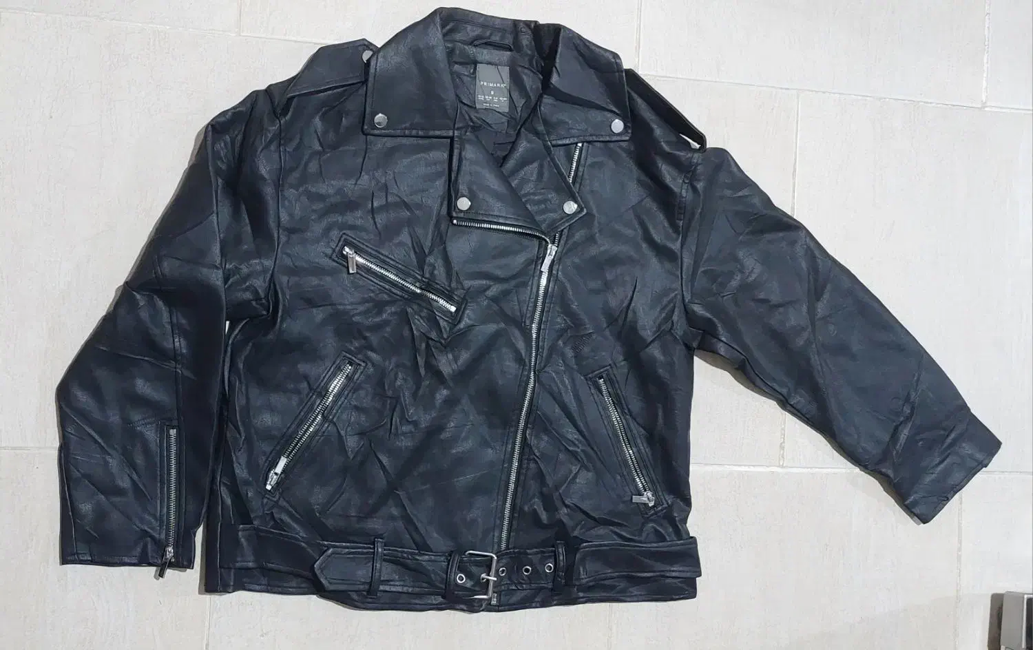 کت چرم|لباس|بروجرد, |دیوار