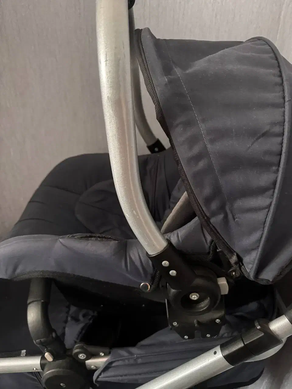 کالسکه وارداتی با کریر برند اسپرینگ|کالسکه و لوازم جانبی|کاشمر, |دیوار