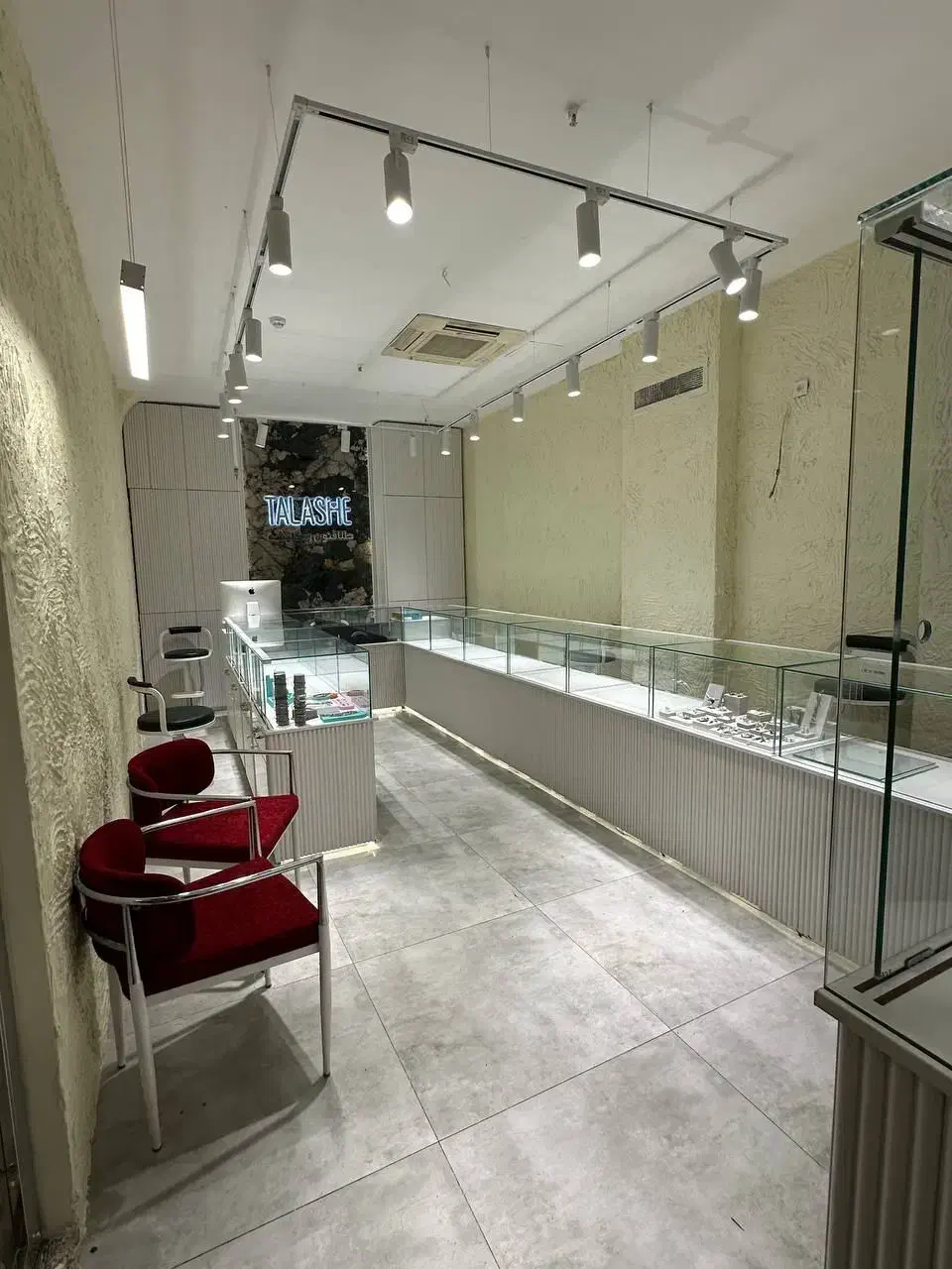 ویترین کامل زیورآلات|فروشگاه و مغازه|تهران, الهیه|دیوار