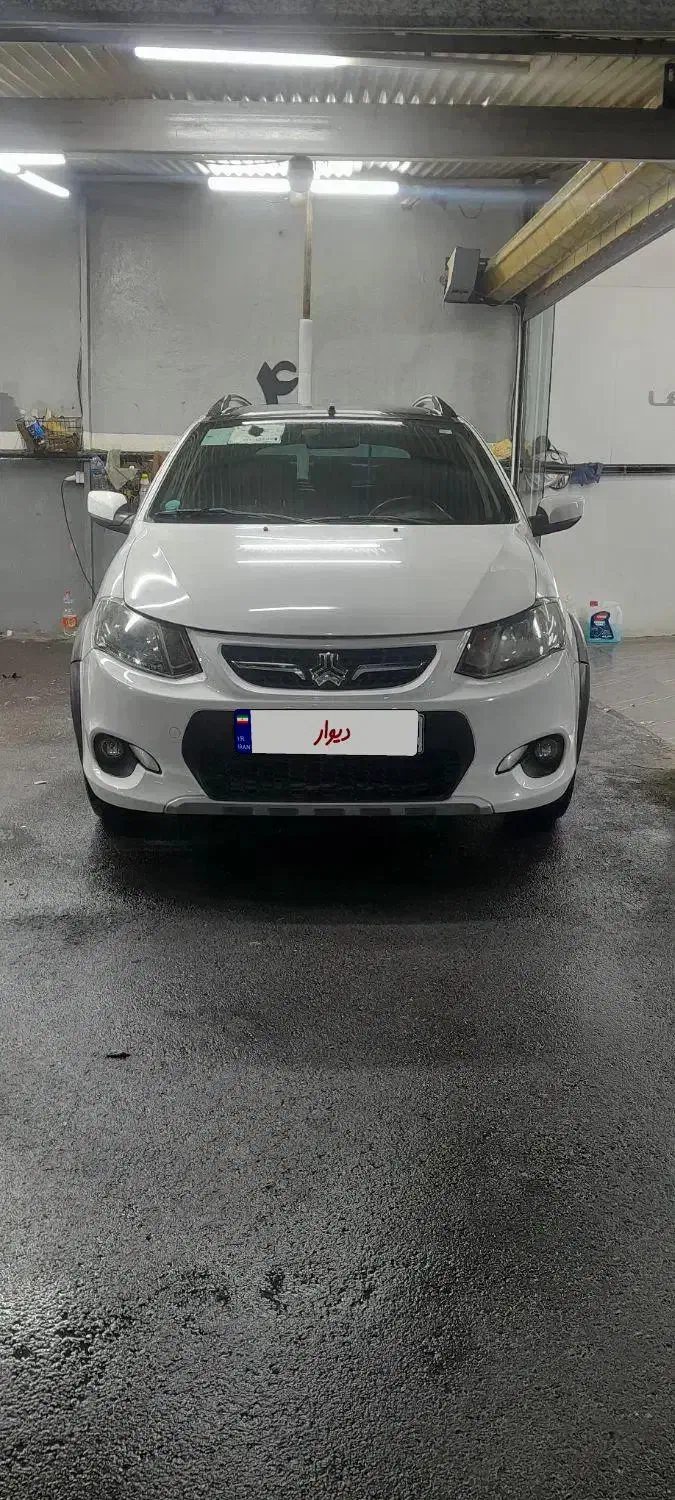 کوییک R سفید سقف مشکی ۱۴۰۱/۱۰|خودرو سواری و وانت|تهران, امیرآباد|دیوار