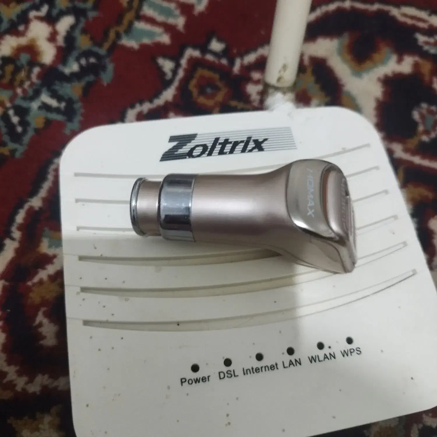 مودم زولتریکس و شارژر فندکی آیفون تایپ سی|مودم و تجهیزات شبکه|مشهد, پارک کوهستان|دیوار